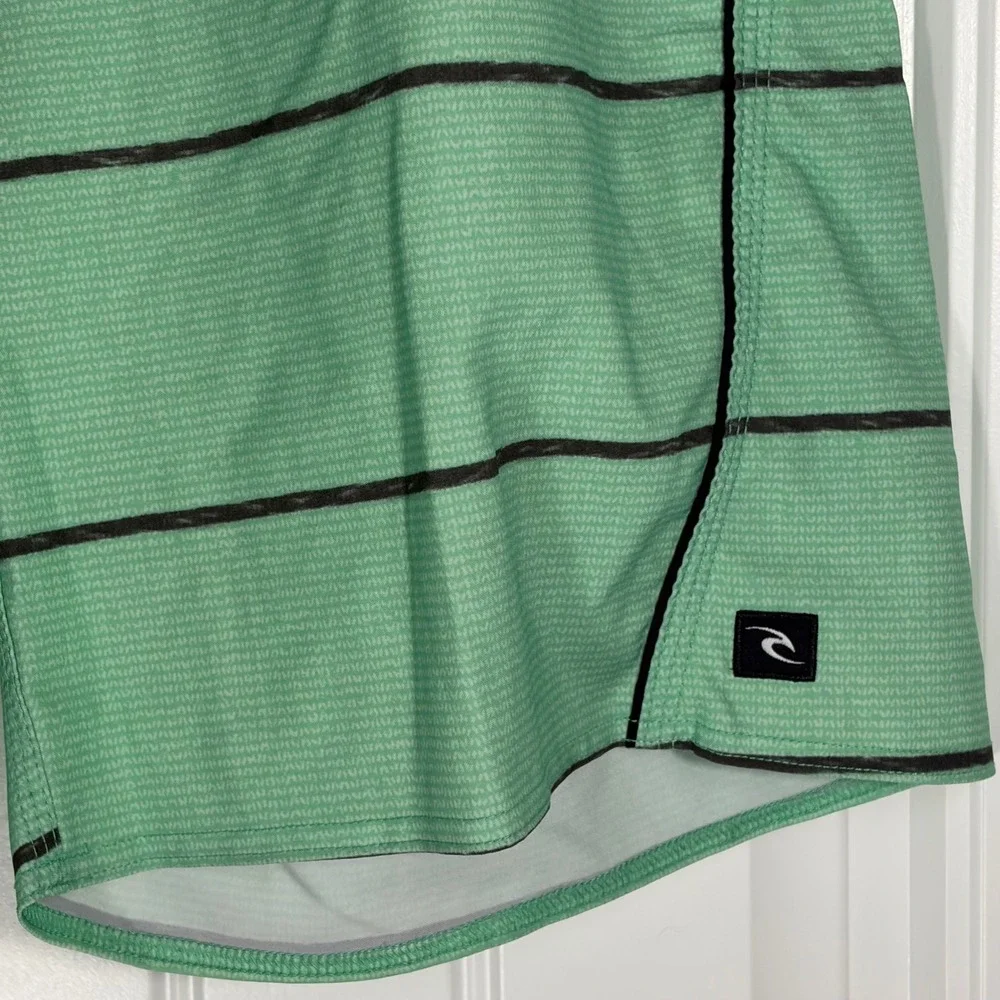 Rip Curl Men's Green Striped Boardshorts Swim Trunks Surf Shorts Size 34
